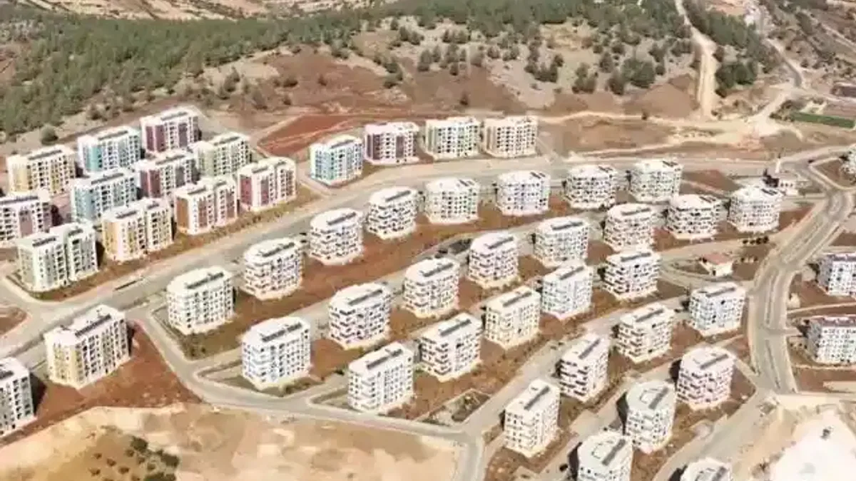 Asrın inşa seferberliği sürüyor... Deprem bölgesi yeniden ayağa kalkıyor