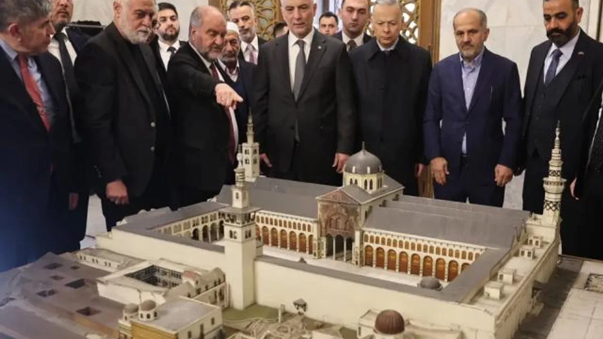 Bakan Bolat’tan Şam'da ikinci gün