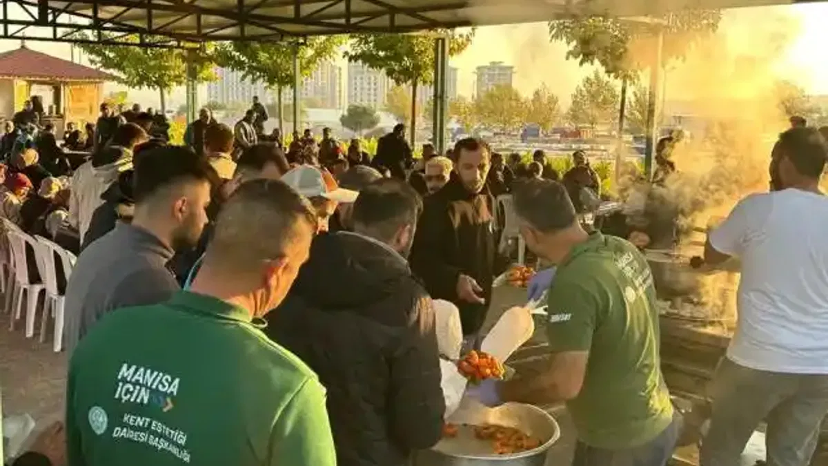 Manisa Büyükşehir'den vefat eden çalışanlarına lokma hayrı