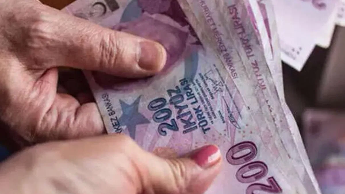 Emekli aylığı fark ödemeleri bugün ödeniyor