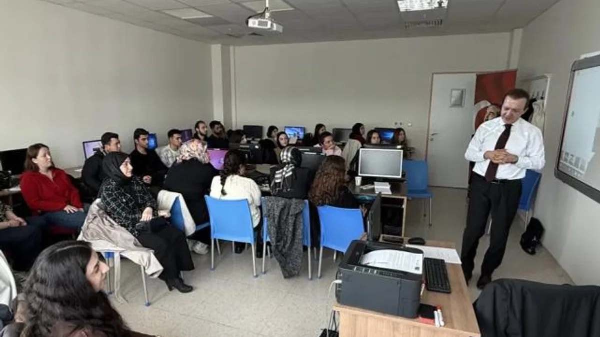 Çorum’da FARMAHANE projesi ile eczacı kalfası eğitimleri başladı