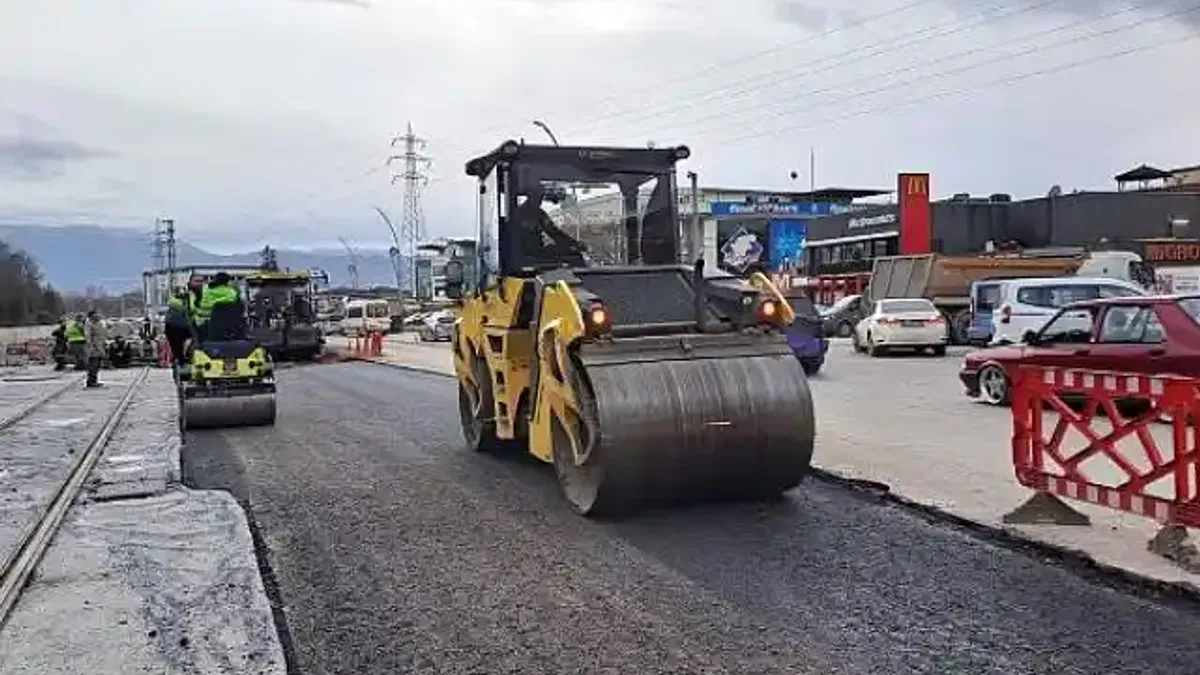 Alikahya'daki menfez yeniden trafiğe açıldı