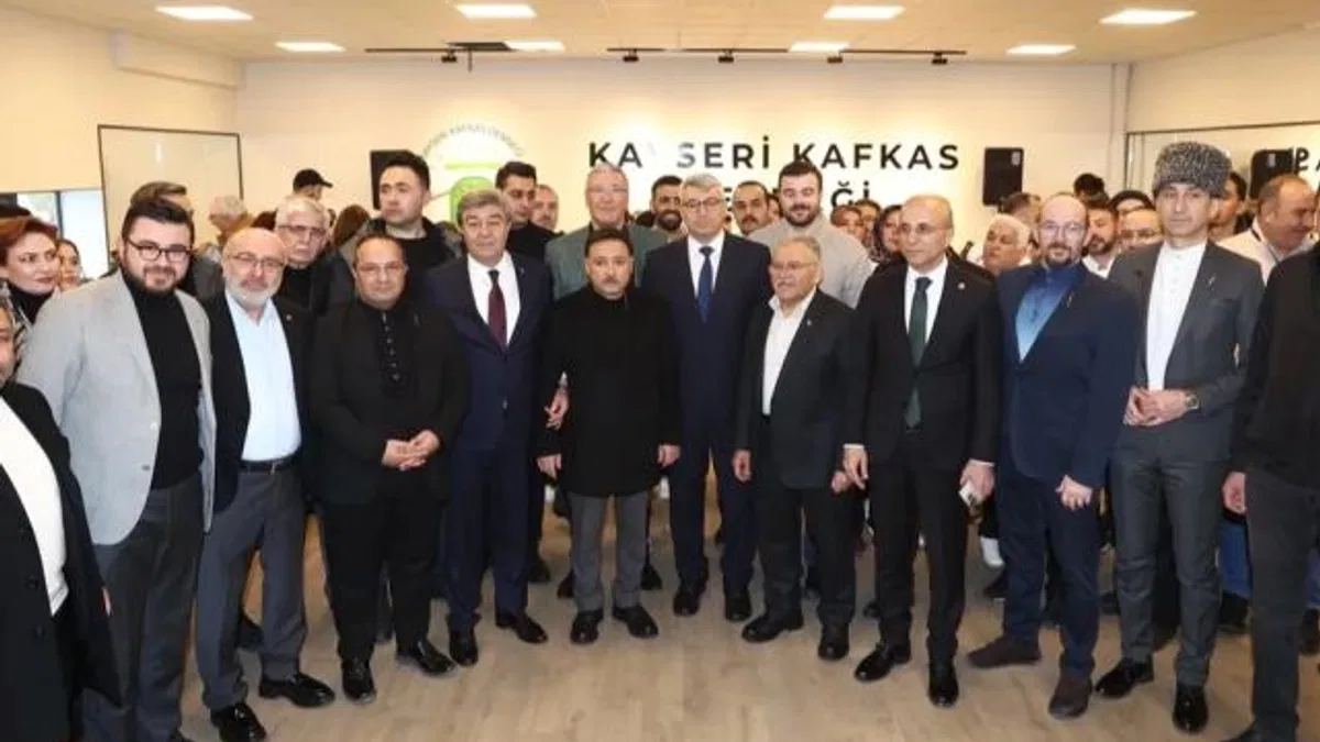 Kayseri Büyükşehir'den birlik mesajları