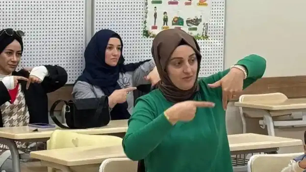 Sakarya'da Türk İşaret Dili kursu tamamlandı