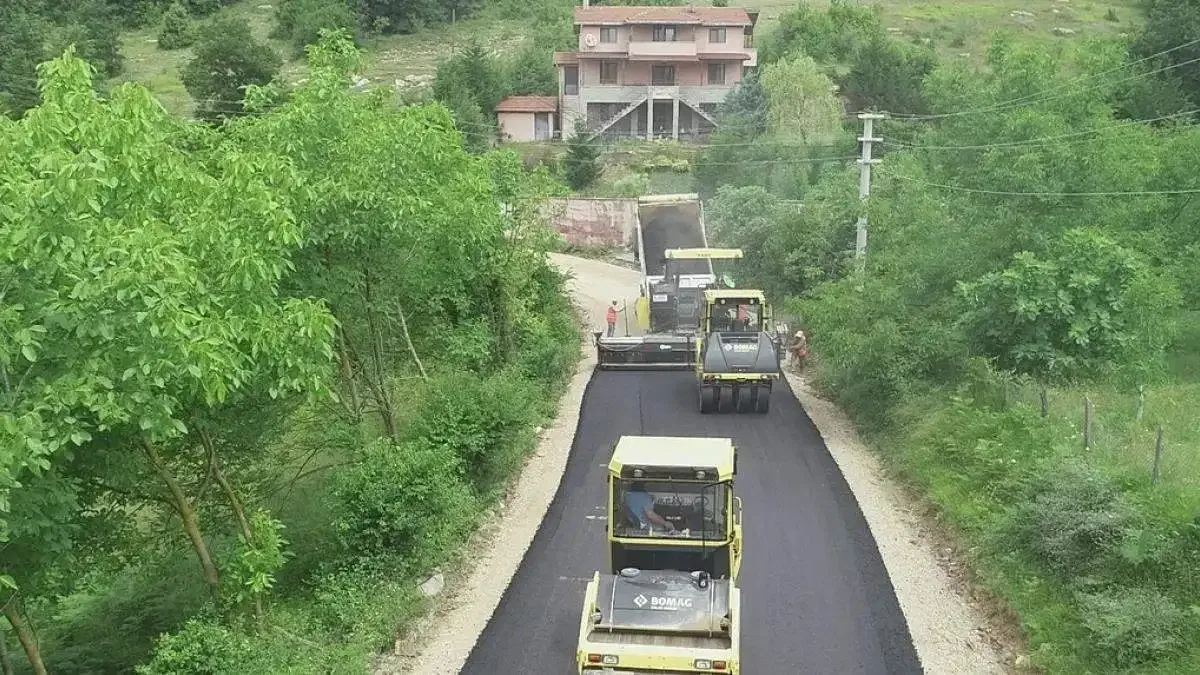 Büyükşehir, Kandıra’da 80 kilometrelik yolu onaracak