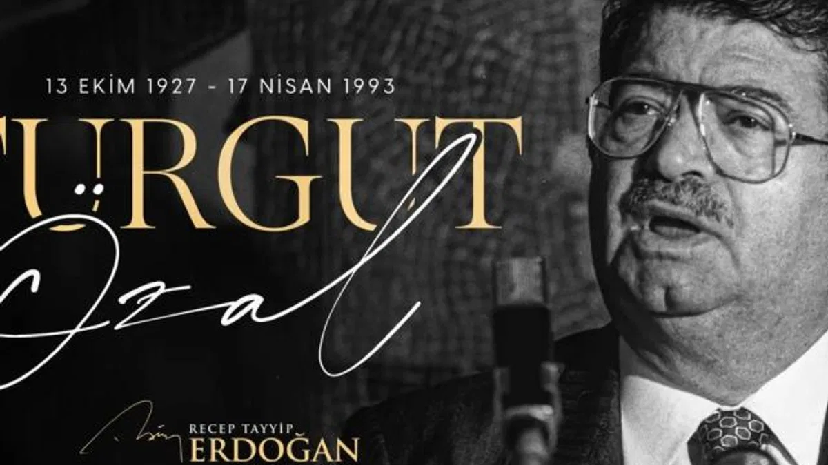 Cumhurbaşkanı Erdoğan'dan merhum Özal'a: Geride nadide miras bıraktı