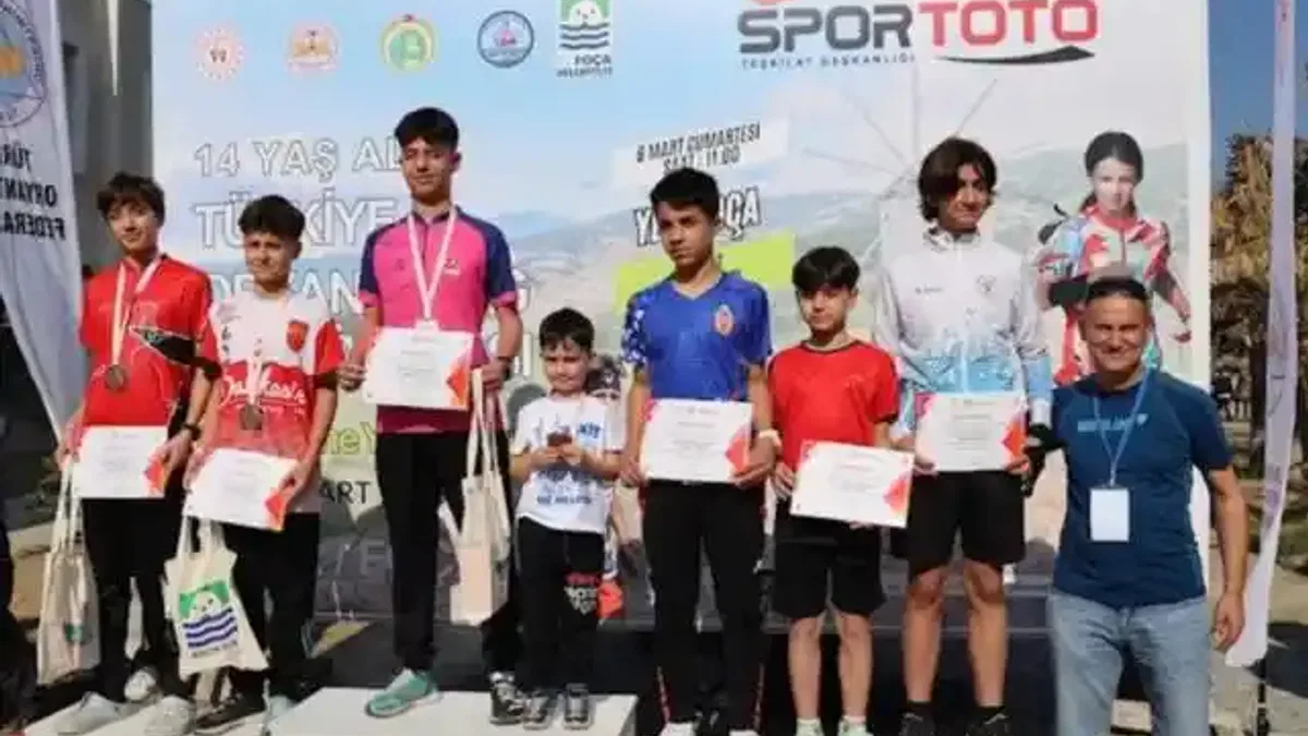 Bostanlıspor Oryantiring U14’de Türkiye Şampiyonu oldu