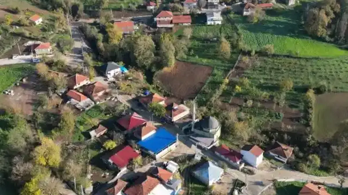 İzmit Orhaniye'de bozulan yollara bakım