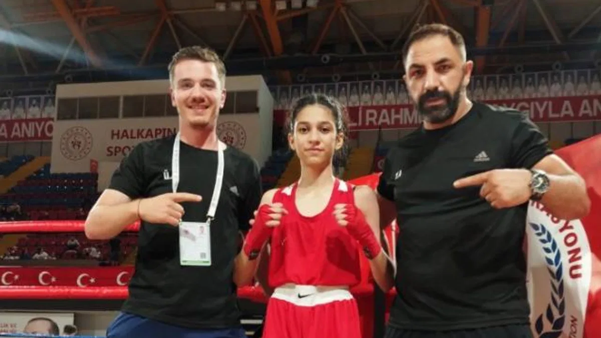 Manisalı 'Aslan'ların iki sporcusu Türkiye 2.'si oldu