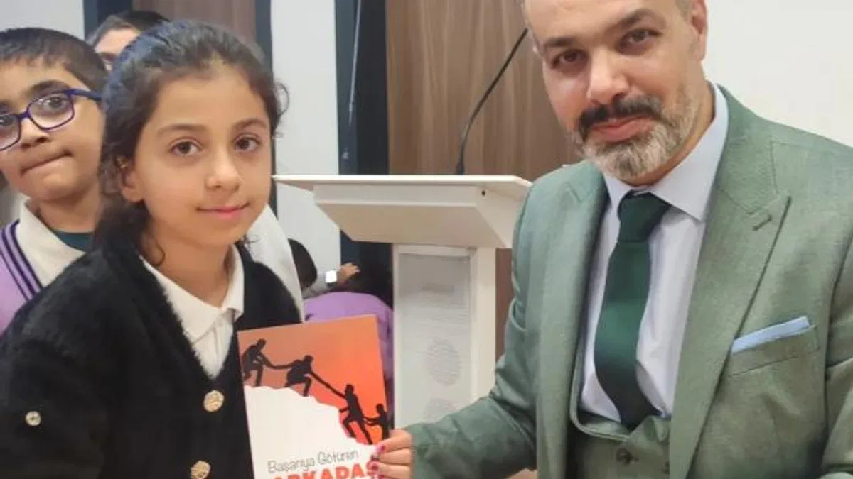 Adıyaman Besni'de 'İyilik Yolcuları' konferansı