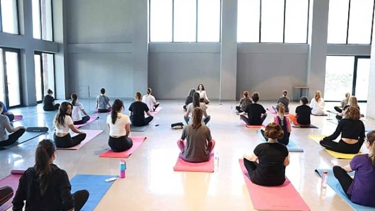 Pancar Deposu'nda yoga buluşmaları devam ediyor