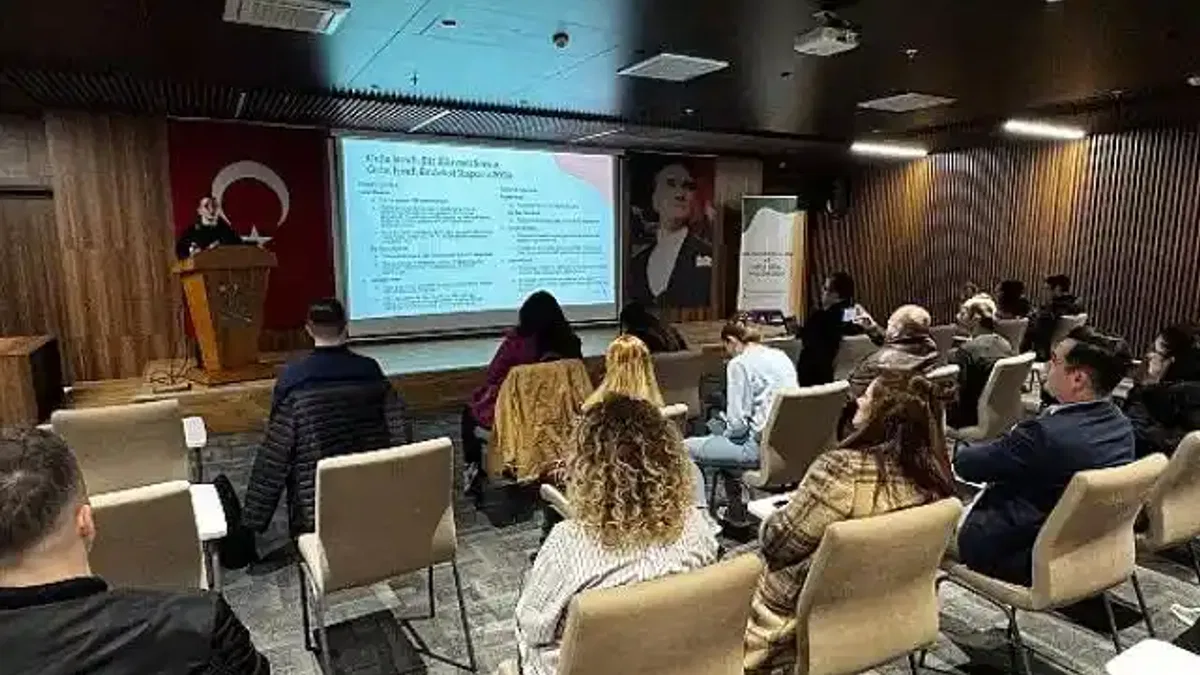 Bakırköy Belediyesi'nden 'Gıdayı Atma, Dünyayı Renklendir' Programı