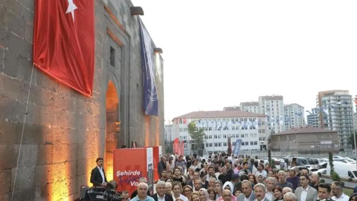 Kayseri Melikgazi'de 'Kumaştan Hikayeler Sergisi'