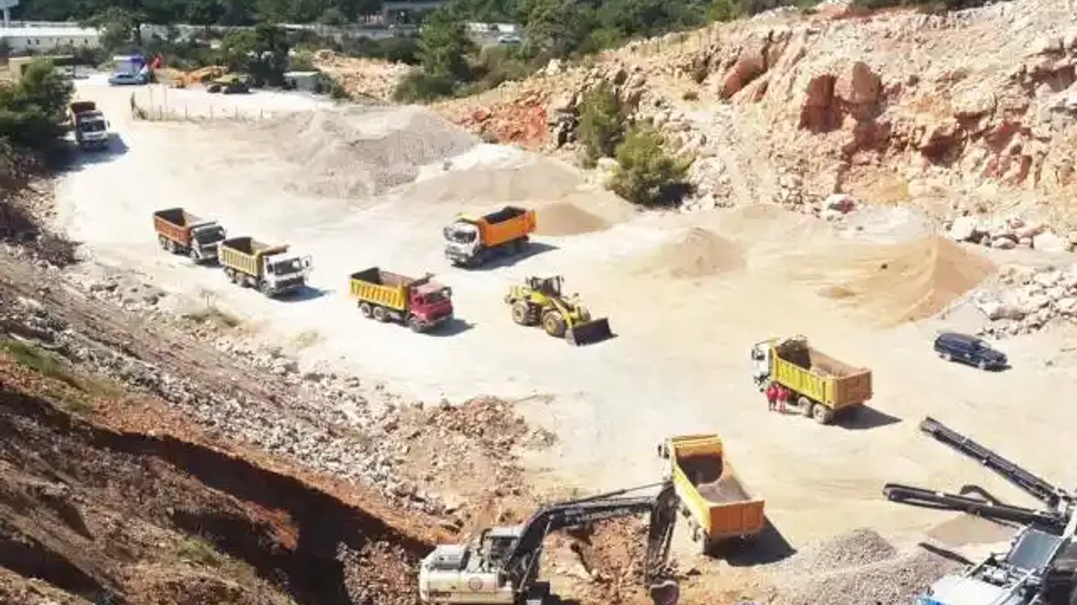 Muğla'dan hafriyat kamyonlarına uydu takibi