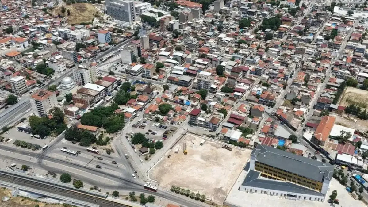 İzmir’in futbol hafızası yeniden canlanıyor