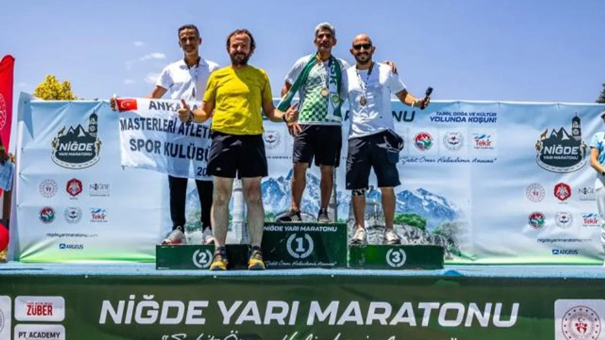 Ahmet Bayram’dan bir altın madalya daha