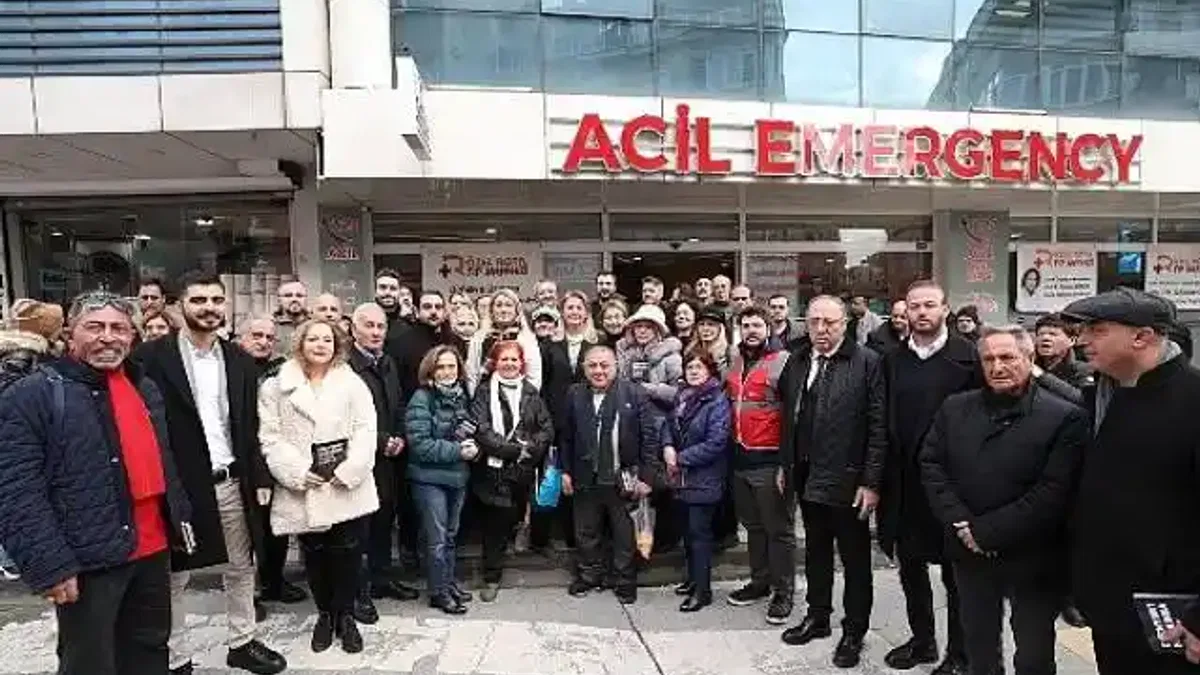 Başkan Ovalıoğlu Esenyurt'ta demokrasi nöbeti tuttu