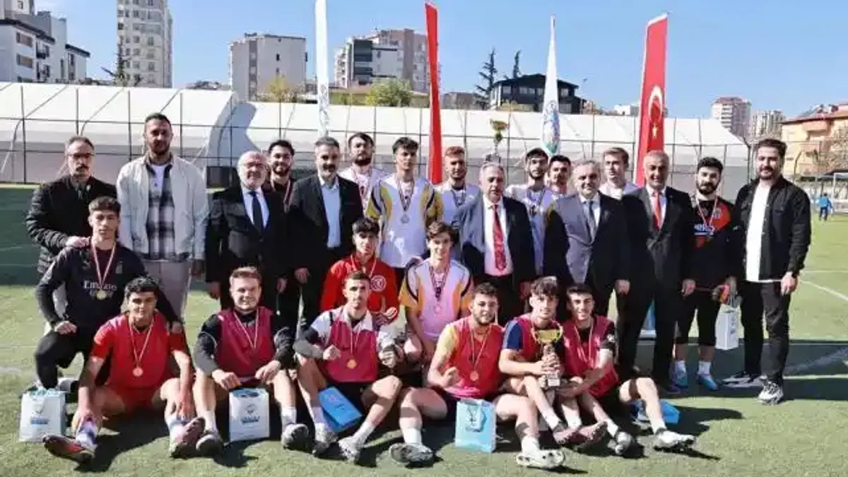 Talas’ın Cumhuriyet kupasında şampiyon belli oldu
