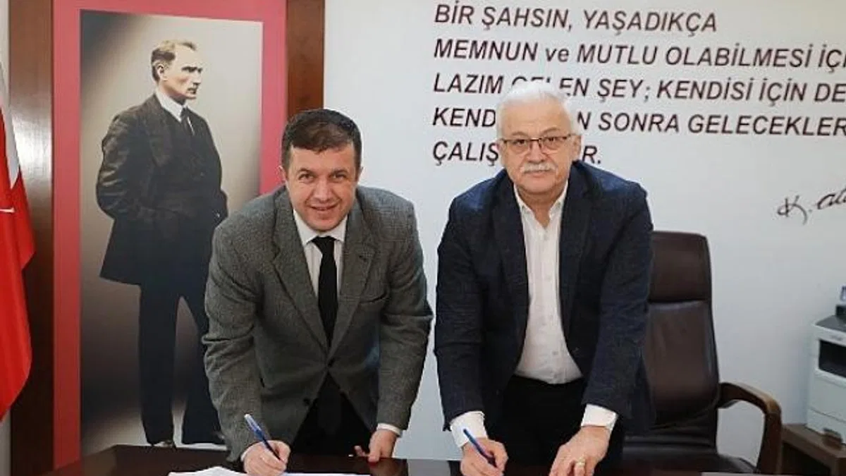 Burhaniye Belediyesi, Balıkesir Üniversitesi Burhaniye Meslek Yüksek Okulu'nun yeni binasını yapmak için kolları sıvadı
