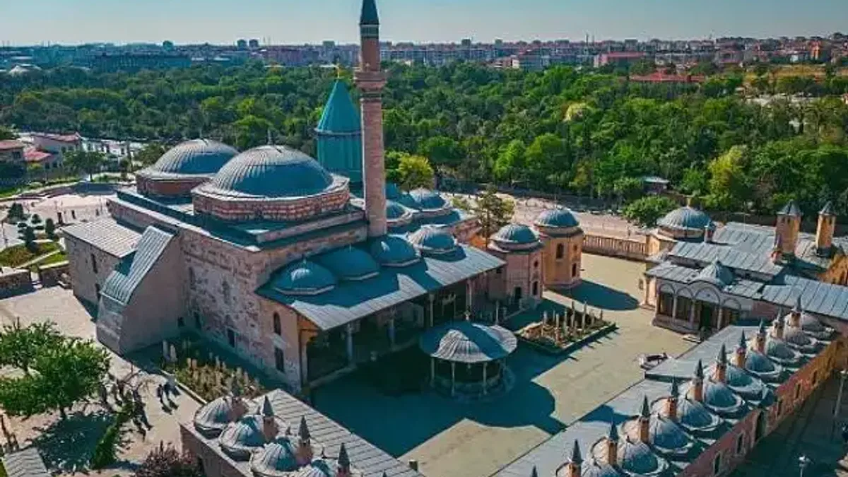 Mevlana Celaleddin-i Rumi vefatının 751'inci yılında Ege Üniversitesinde anılacak