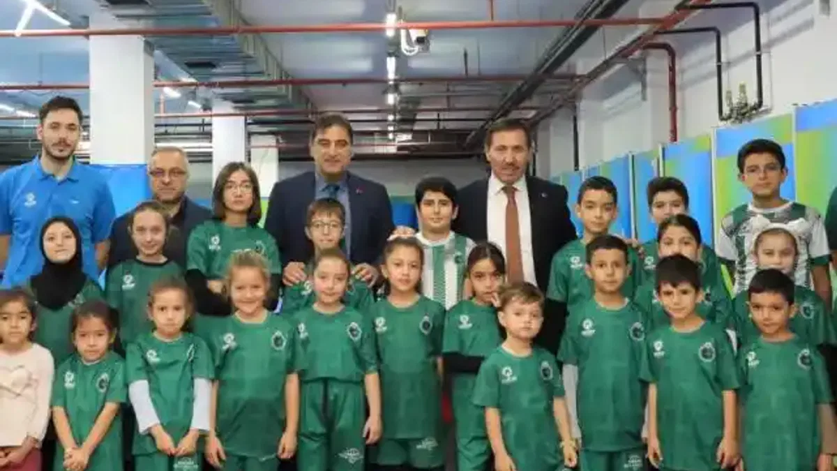Konya'da Milletvekili Karaman ve Başkan Kılca sporcularla buluştu