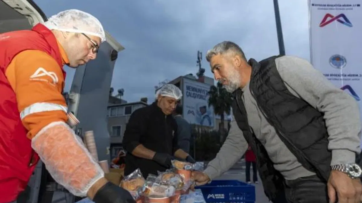 Mersin’de “1 Ekmek 1 Çorba”projesi yeniden başladı