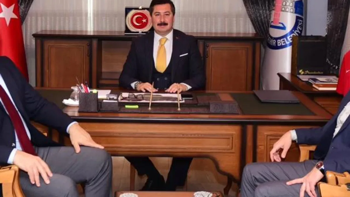 Başkan Özel: 'Gelişen ve büyüyen Yenişehir'e hazır olun'