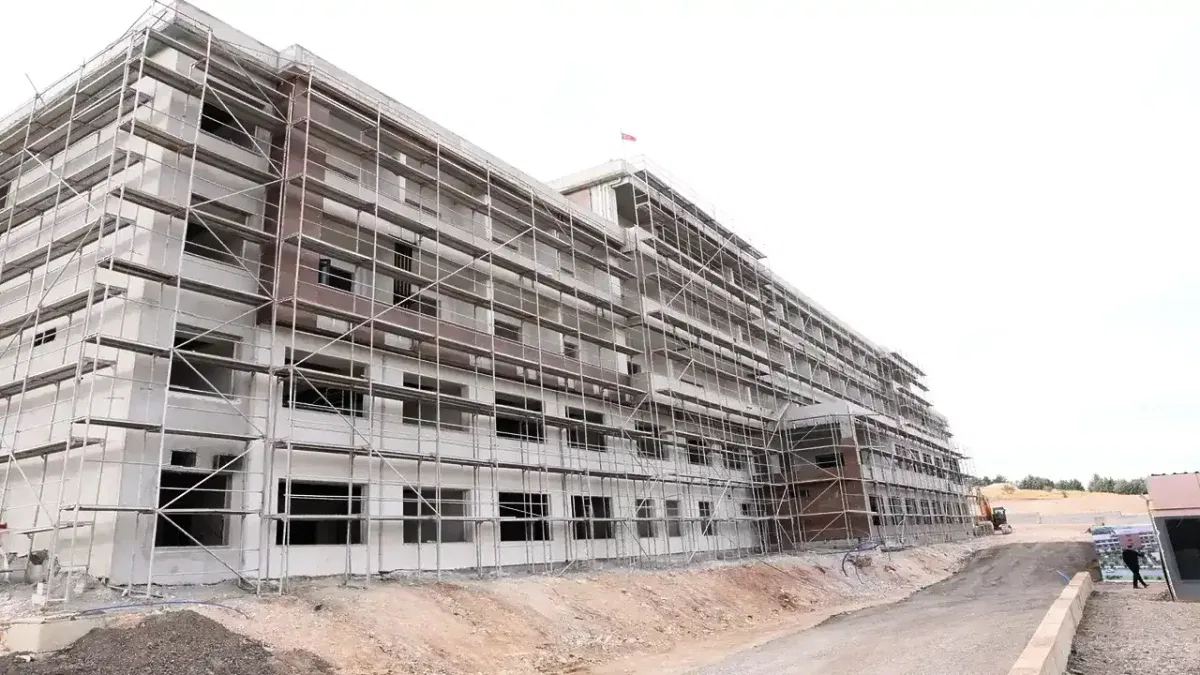 Gaziantep'te yapımı süren Yaş Bakım ve Rehabilitasyon Merkezi’ne ziyaret