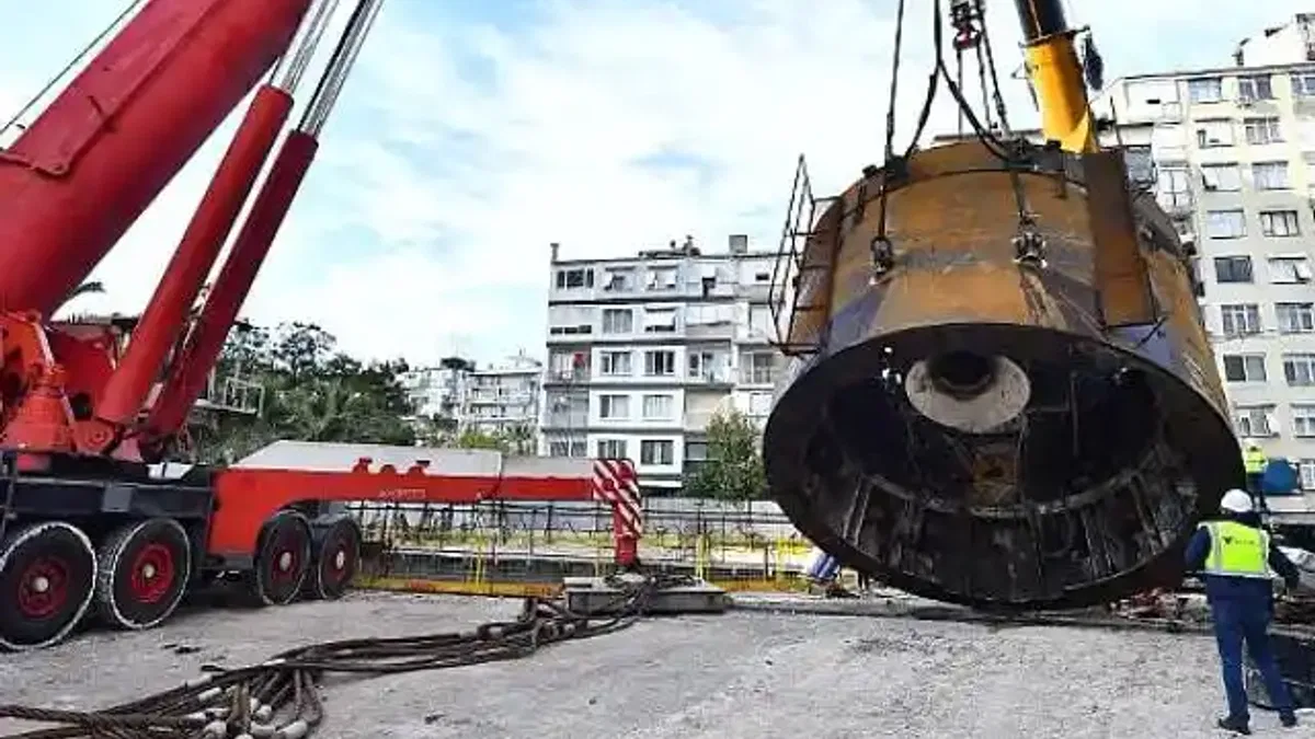 Buca Metrosu'nda yoğun tempo