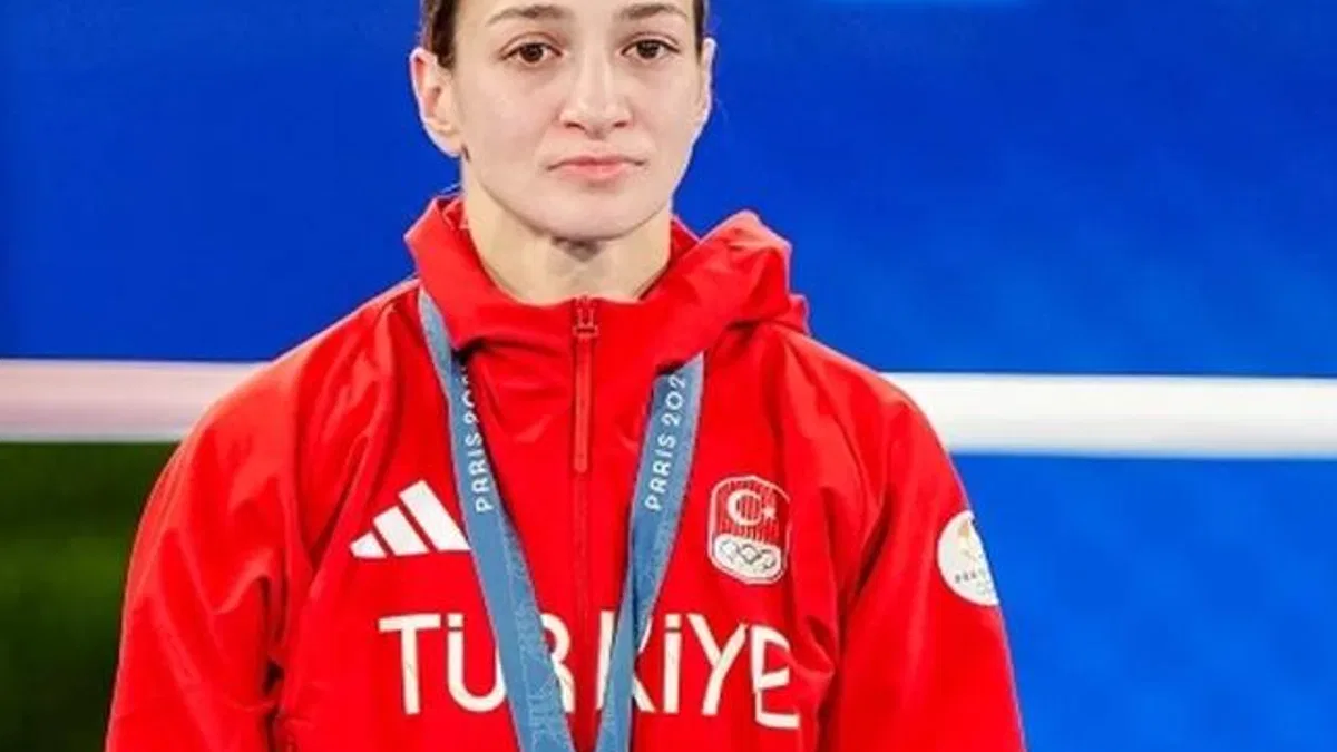 Buse Naz Çakıroğlu Olimpiyat ikincisi