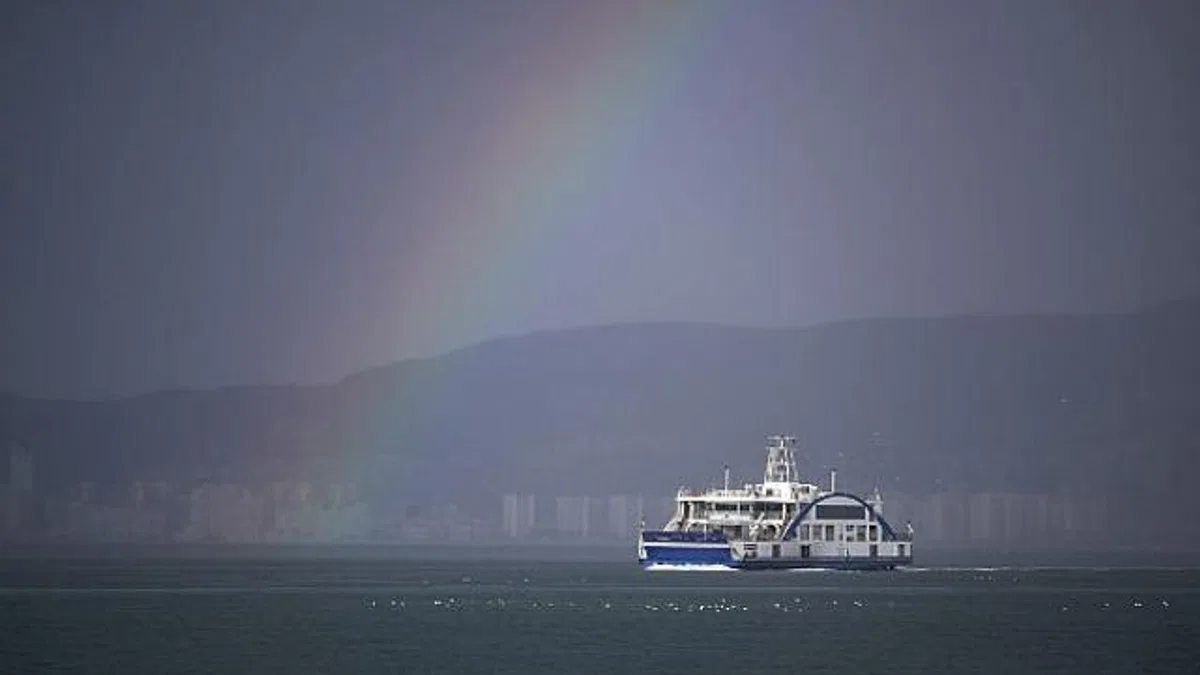 İzmir Göztepe ve Karantina iskeleleri yenileniyor, deniz taksi ve yeni yolcu gemileri geliyor