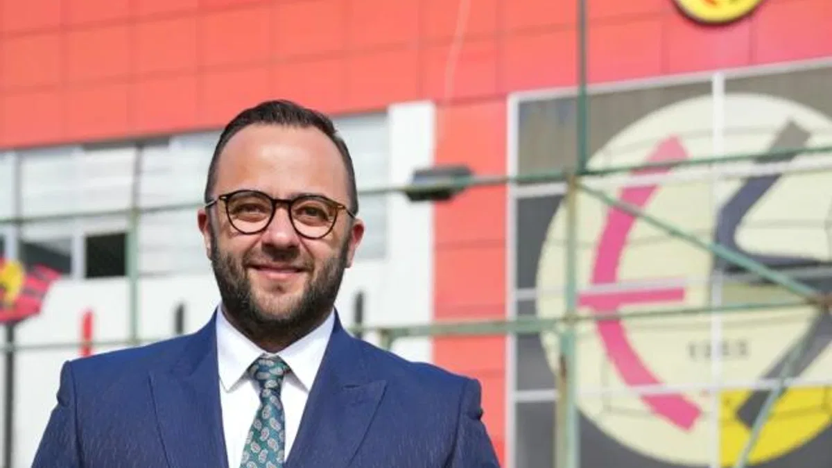 Eskişehir bayraklarla donatıldı