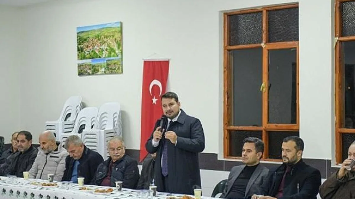 Kahramankazan Belediye Başkanı Selim Çırpanoğlu, Ciğir Mahallesi'ni ziyaret etti.