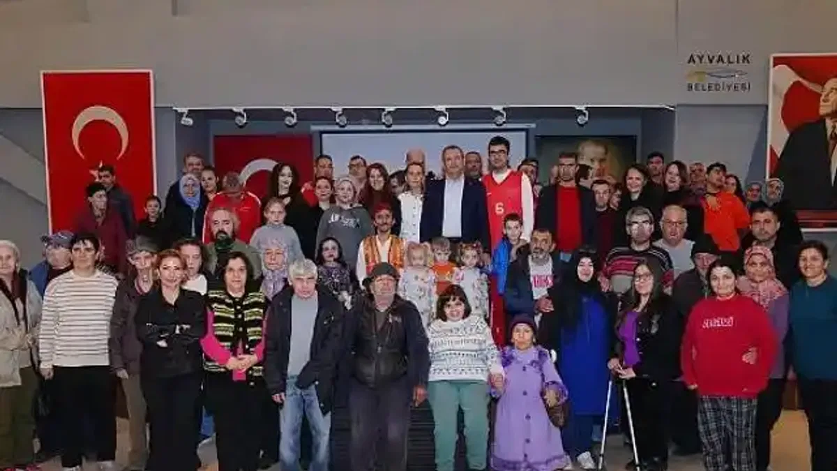 3 Aralık Dünya Engelliler Günü'nde engelliler ve aileleri buluştu, gönüllerince eğlendi