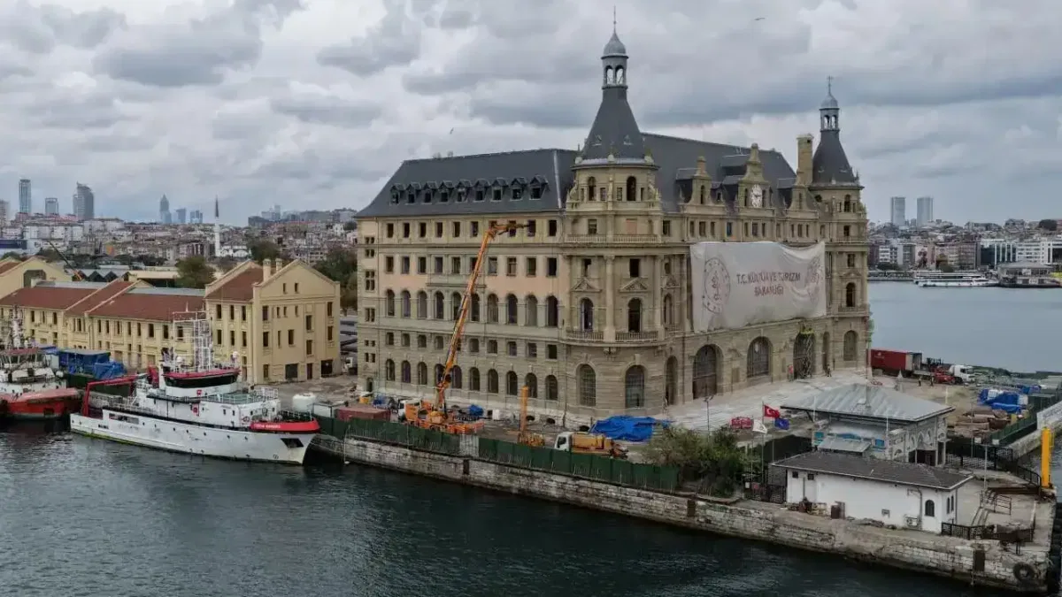 Haydarpaşa Garı’nın temelinde kritik bulgu! Ahşap kazıkların yüzde 80'i yok olmuş