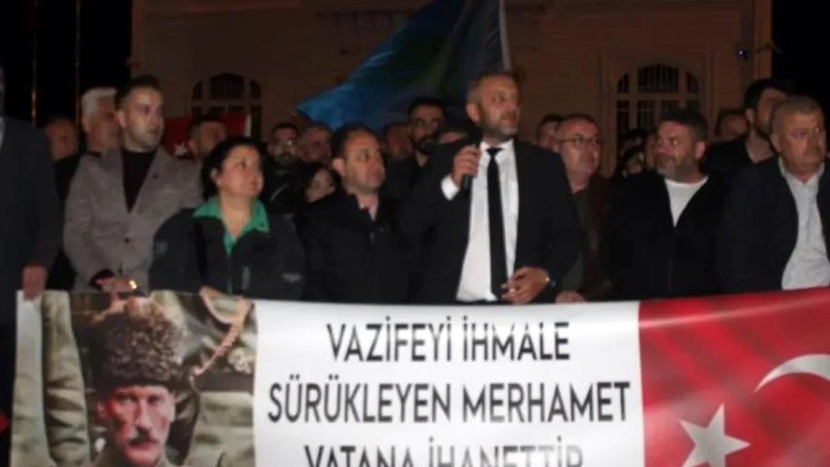Bursa'da Zafer Partisi Mütareke Meydanı'ndan seslendi