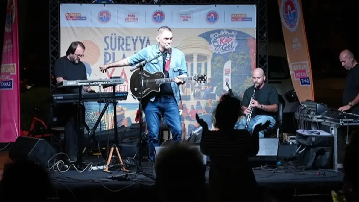Güz konserlerinin adresi yine Süreyya Plajı