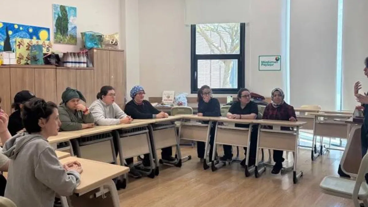Sakarya'da özel gereksinimli gençlere güvenli yaşam eğitimi