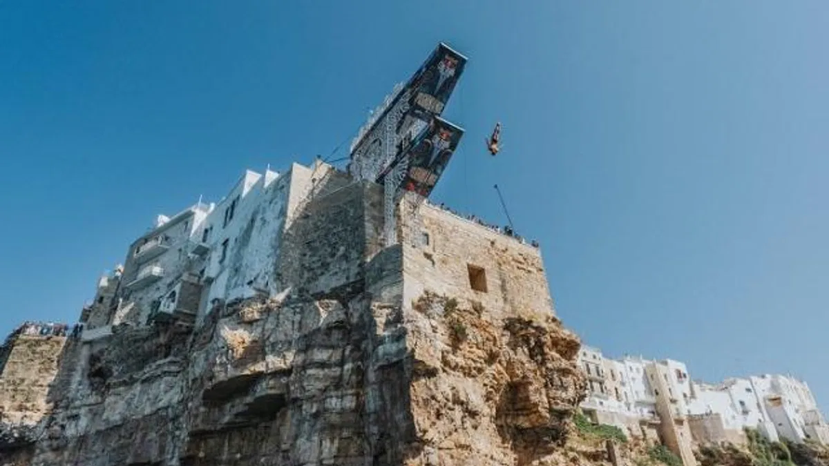 Red Bull Cliff Diving Dünya Serisi'nde İtalya Etabının kazananları belli oldu