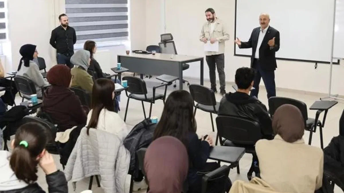 Gebze'e Başkan Büyükgöz gençlerle buluştu