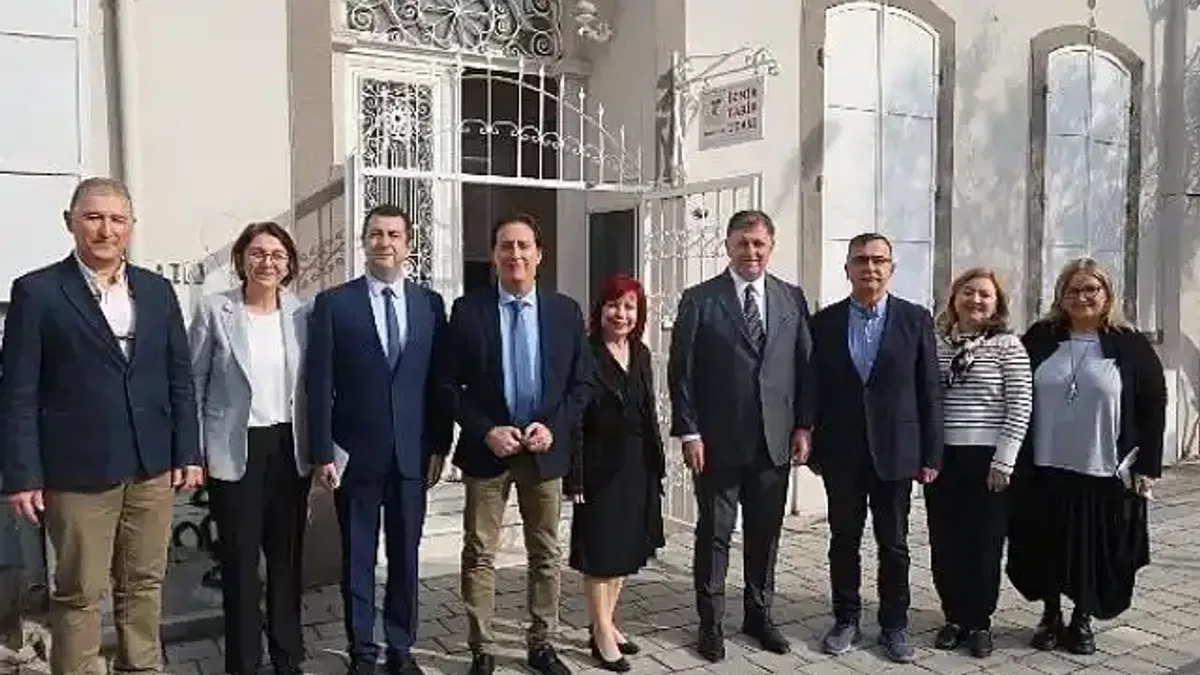 İzmir'de sağlıkta iş birliği dönemi başlıyor
