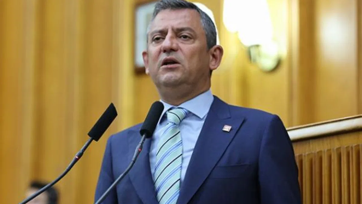 Özgür Özel: Tasarruf yok! İsrafa tüm hızla devam!