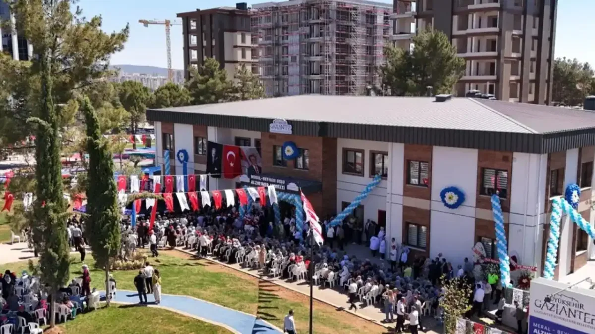Gaziantep'te Meral-Beyhan Uslu Alzheimer Merkezi hizmete açıldı