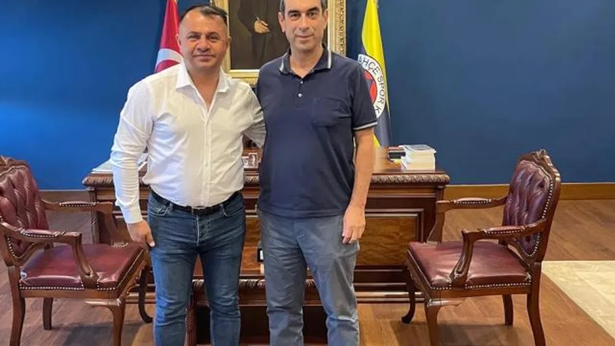Bekir Ayaz'dan Fenerbahçe'ye ziyaret