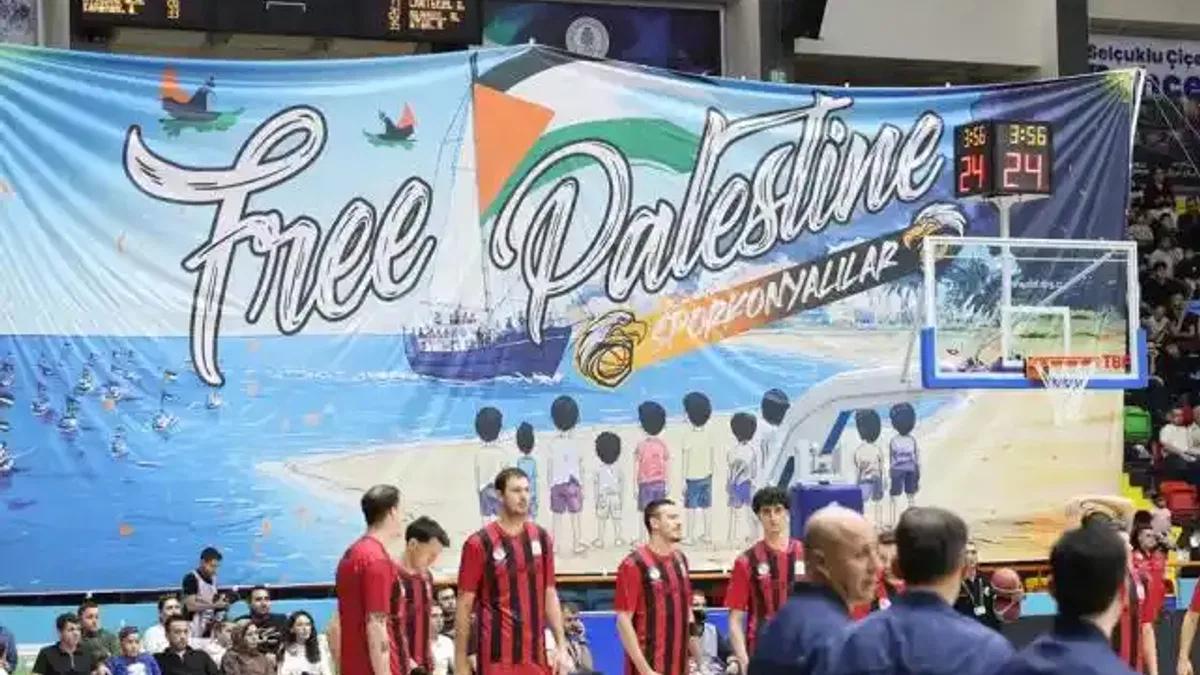 Konya’da basketbol coşkusu ve Gazze’ye destek aynı anda yükseldi
