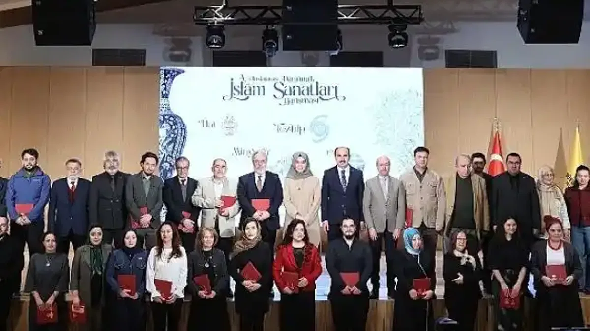 Başkan Altay: "İnsanlığın Mirası Olan Geleneksel Sanatların Yaşatılması Bizlere Bırakılan Bir Görevdir"