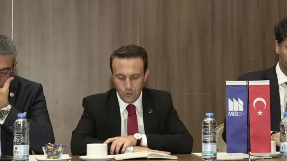 Makine sanayi sorunları ve çözüm önerileri MİB'de masaya yatırıldı