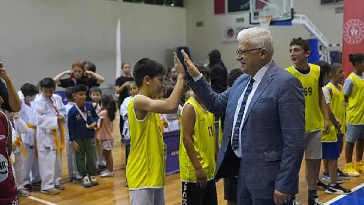 Amatör Spor Haftası Burhaniye'de Kutlandı
