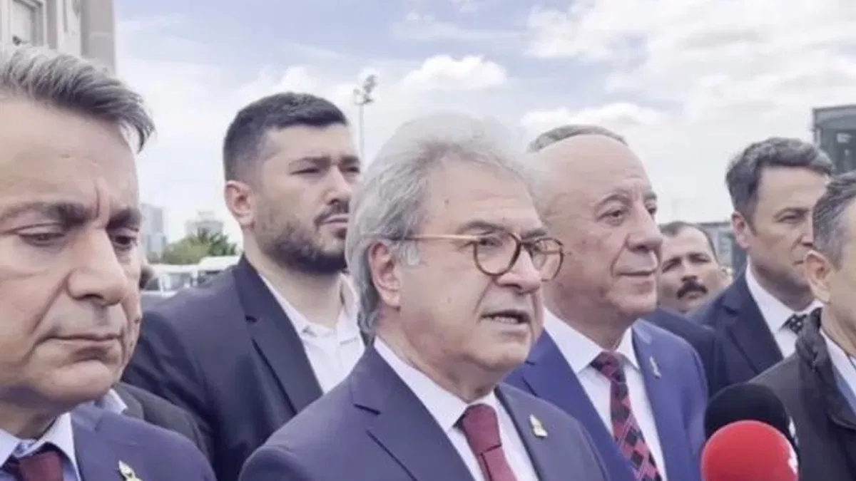 Özdağ'ın duruşması 10 Eylül'e ertelendi