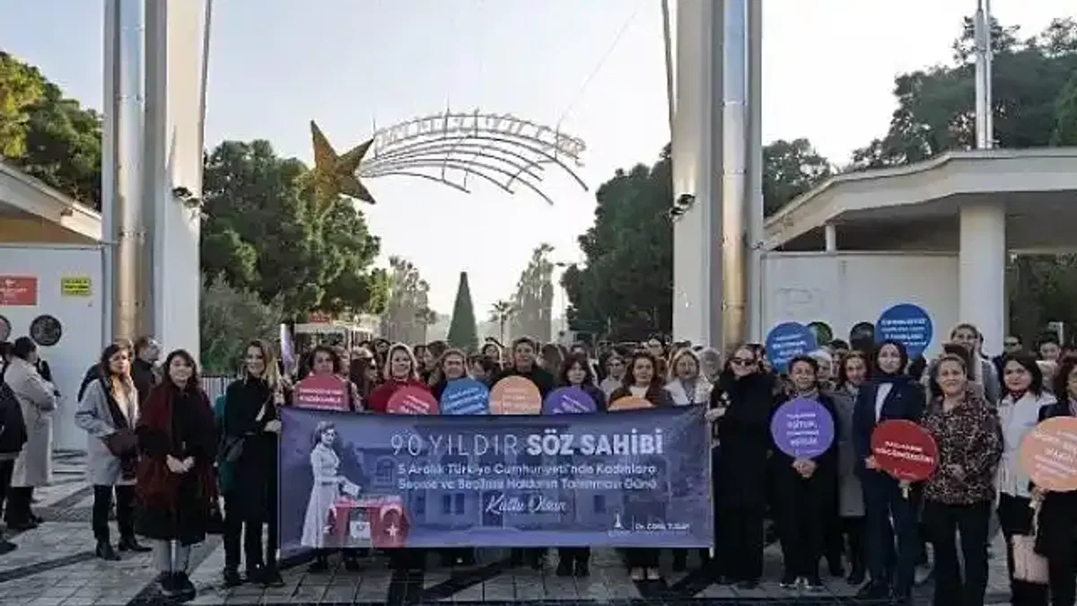 İzmir'in "seçilmiş kadınları" sahada